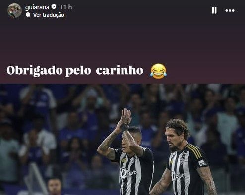 Guilherme Arana, do Atlético, provocou torcida do Cruzeiro ao deixar o campo no Mineirão