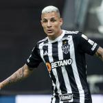 Arana celebra permanência do Atlético na Série A e analisa futuro