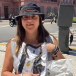 Atlético distribui camisas nas ruas de Buenos Aires antes de final da Libertadores