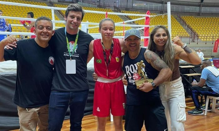 Ana Lívia junto a Carlos e Sergipe