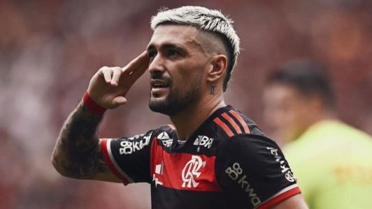 Arrascaeta é um dos maiores ídolos da história do Flamengo