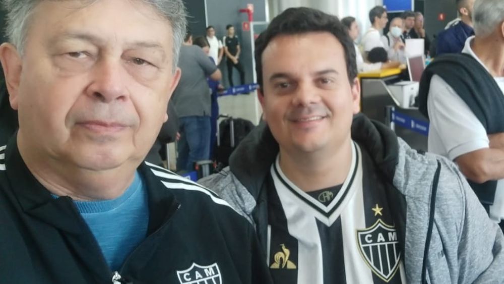 Atlético: filho surpreende pai com viagem à Argentina para final da Libertadores