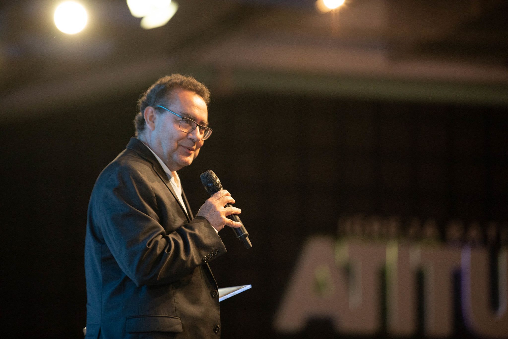 Augusto Cury diz que pode se candidatar à presidência se for 'convidado' por partidos