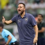 No Z4, qual é a perspectiva do Botafogo no Brasileiro? Auxiliar responde