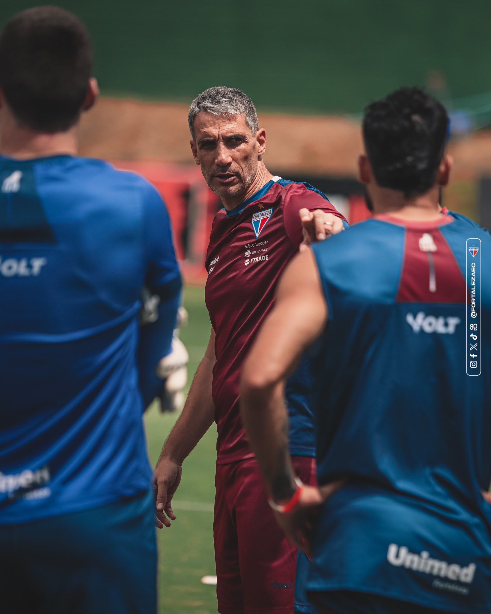 Fortaleza visita Atlético-GO na briga pela melhor posição na história do Brasileirão