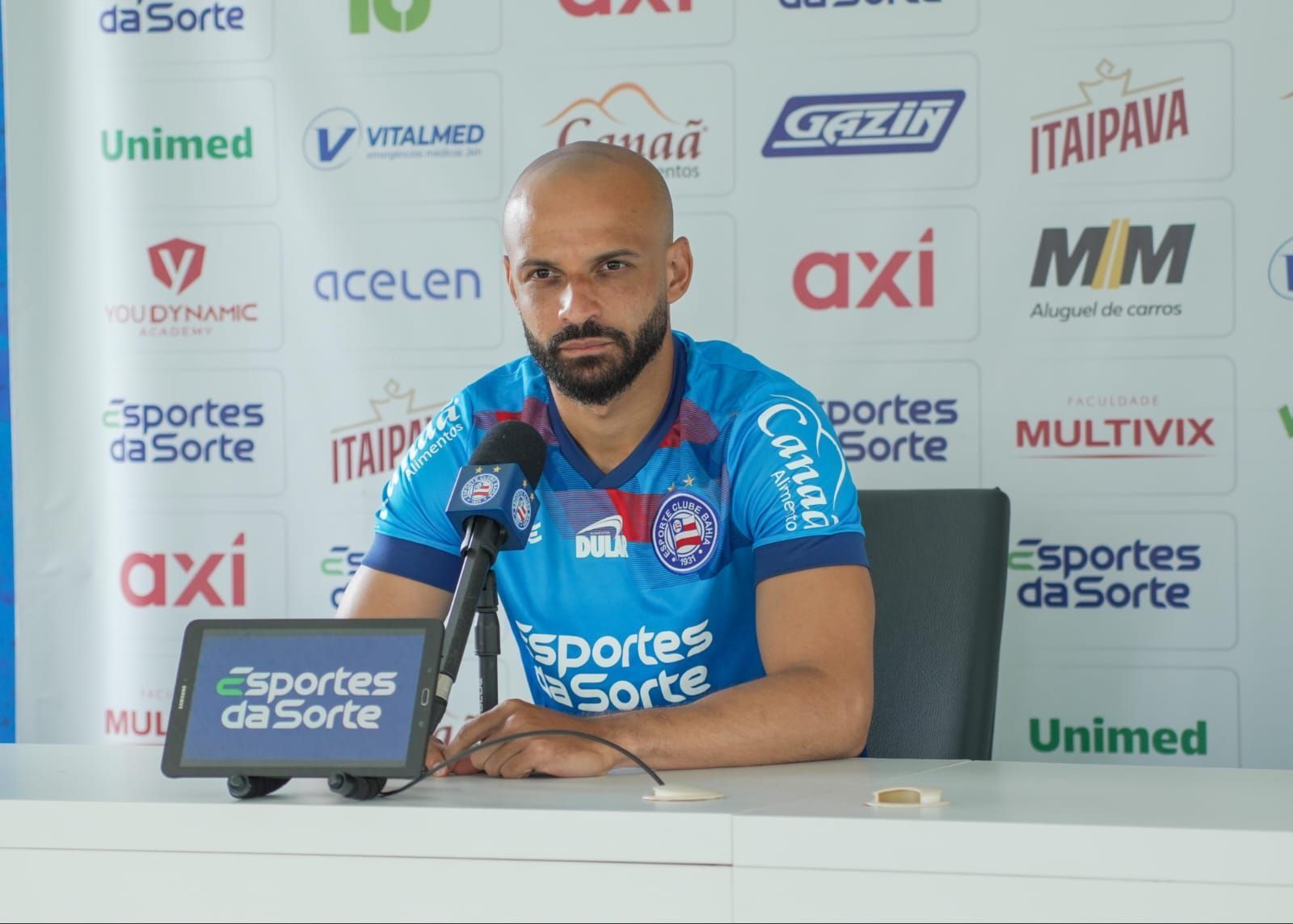 Titular do Bahia revela o que espera de confronto direto com Cruzeiro
