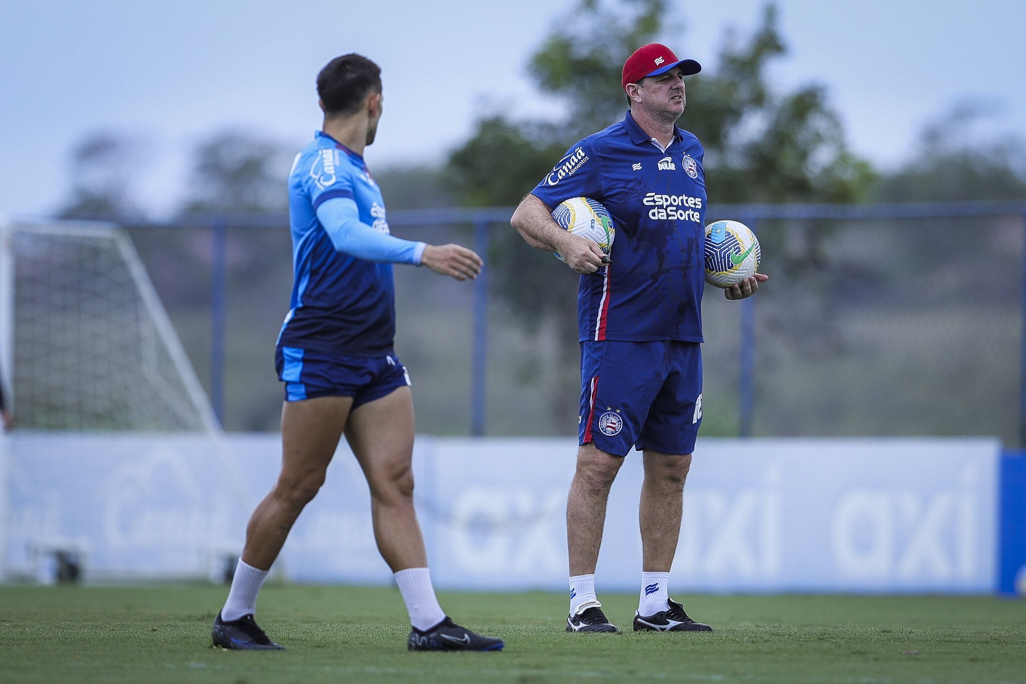 Escalação do Bahia: Ceni terá que 'se virar' sem Everton Ribeiro contra o Flamengo