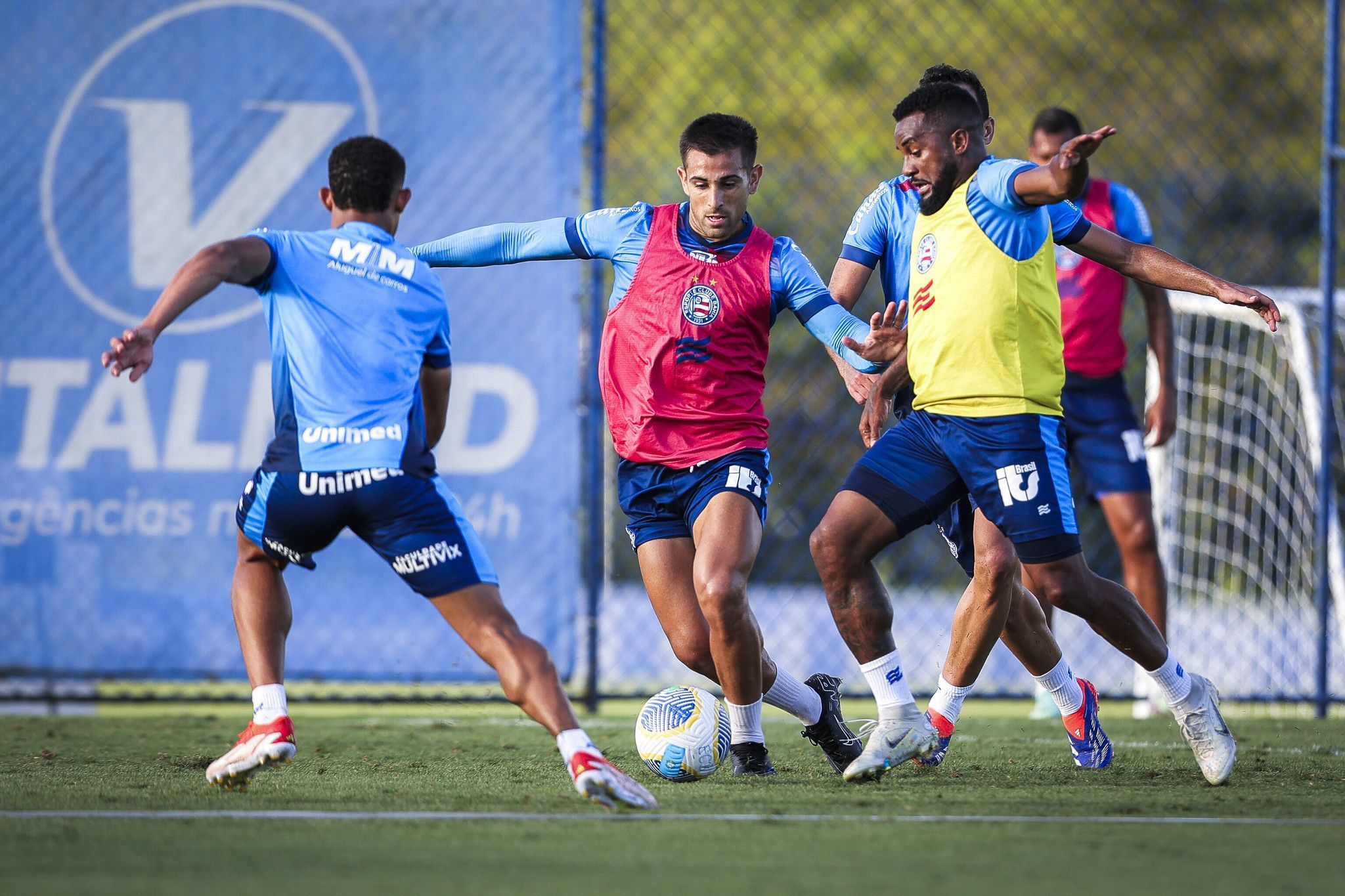 Com Acevedo em campo, Bahia inicia preparação para jogo contra o Flamengo