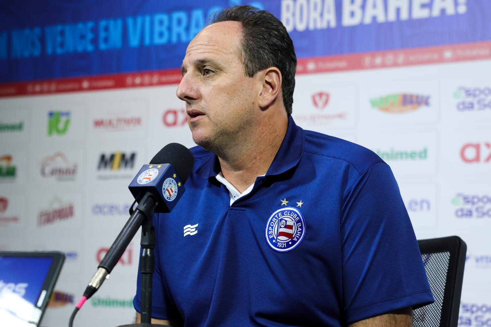 Bahia vai mudar sistema sem Everton Ribeiro? Veja o que disse Rogério Ceni
