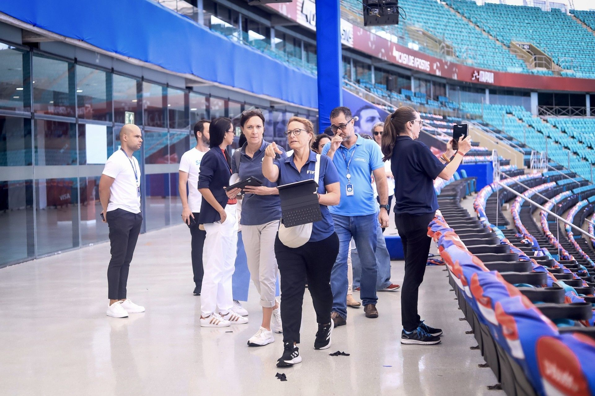 Fifa visita Fonte Nova em processo seletivo para sedes da Copa do Mundo Feminina