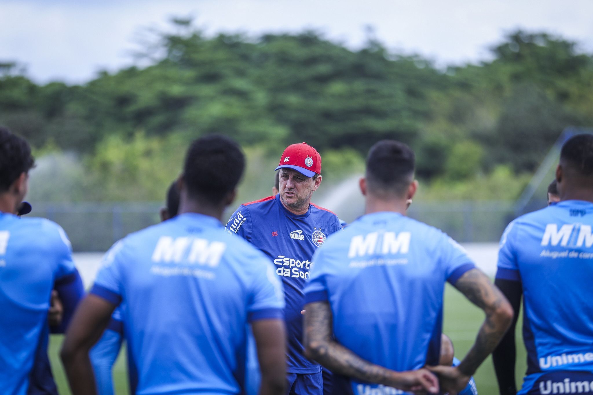 É bom ou ruim? Veja retrospecto de Rogério Ceni, do Bahia, contra Cruzeiro