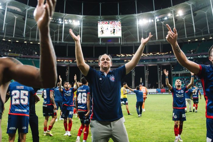 Rogério Ceni, técnico do Bahia, comemora classificação às quartas de final da Copa do Brasil