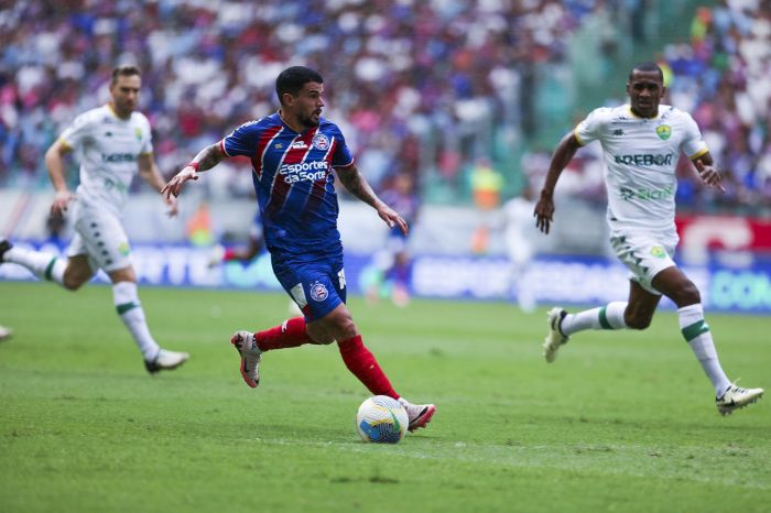 Cauly tenta jogada para o Bahia contra o Cuiabá, na Arena Fonte Nova, em Salvador (BA) Cauly tenta jogada para o Bahia contra o Cuiabá, na Arena Fonte Nova, em Salvador (BA)