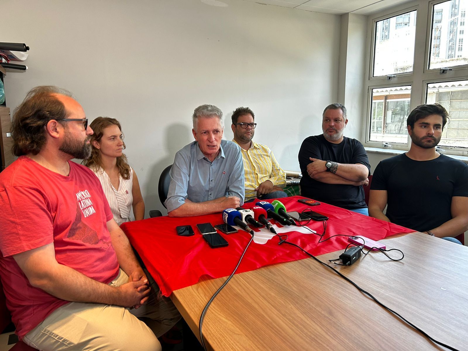 Rogério Correia e PT anunciam apoio a Fuad Noman no segundo turno de BH: ‘Frente anti bolsonarismo’