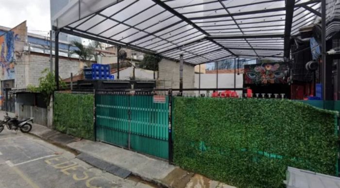 Bar Beco do Espeto, onde o motorista do Porsche amarelo é sócio, em São Paulo.