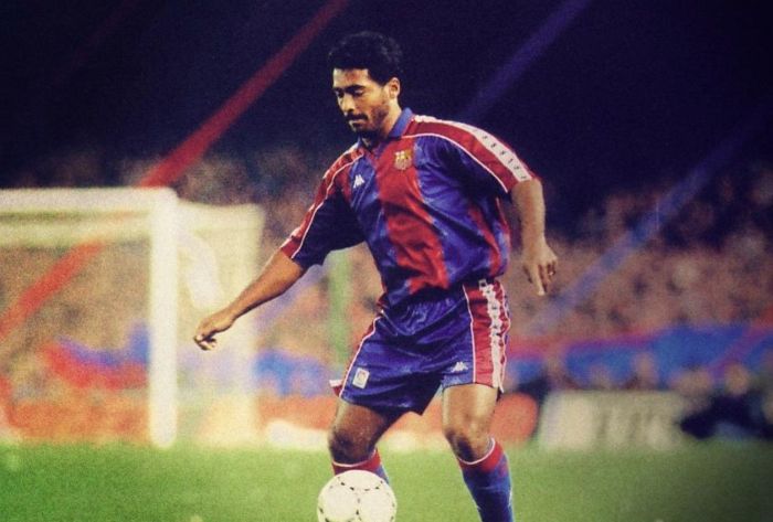 Romário em ação pelo Barcelona, clube que defendeu de 1993 a 1995