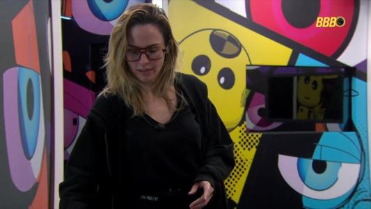 Ana Paula no desafio Barrado no Baile
