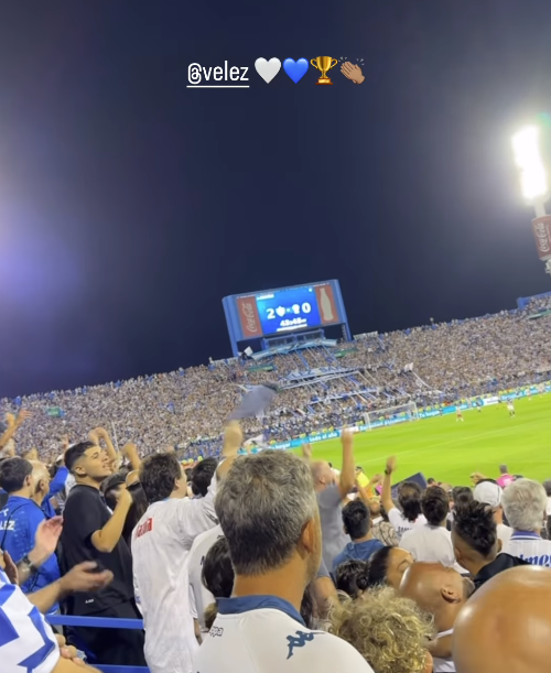 Álvaro Barreal, ex-Cruzeiro, celebrou título do Vélez Sarsfield