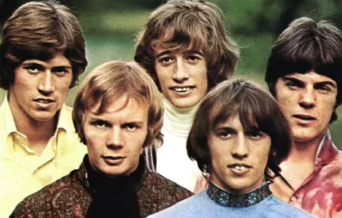 Morre aos 78 anos Colin Petersen, baterista do Bee Gees
