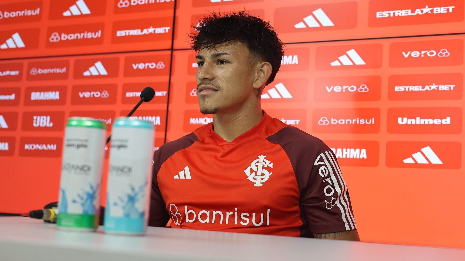 Emprestado pelo Celtic, Bernabei abre o jogo sobre permanência no Internacional