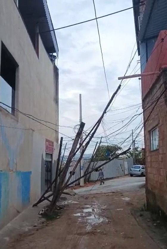 Bairro Novo Lajedo, onde falta energia elétrica, segundo moradores.