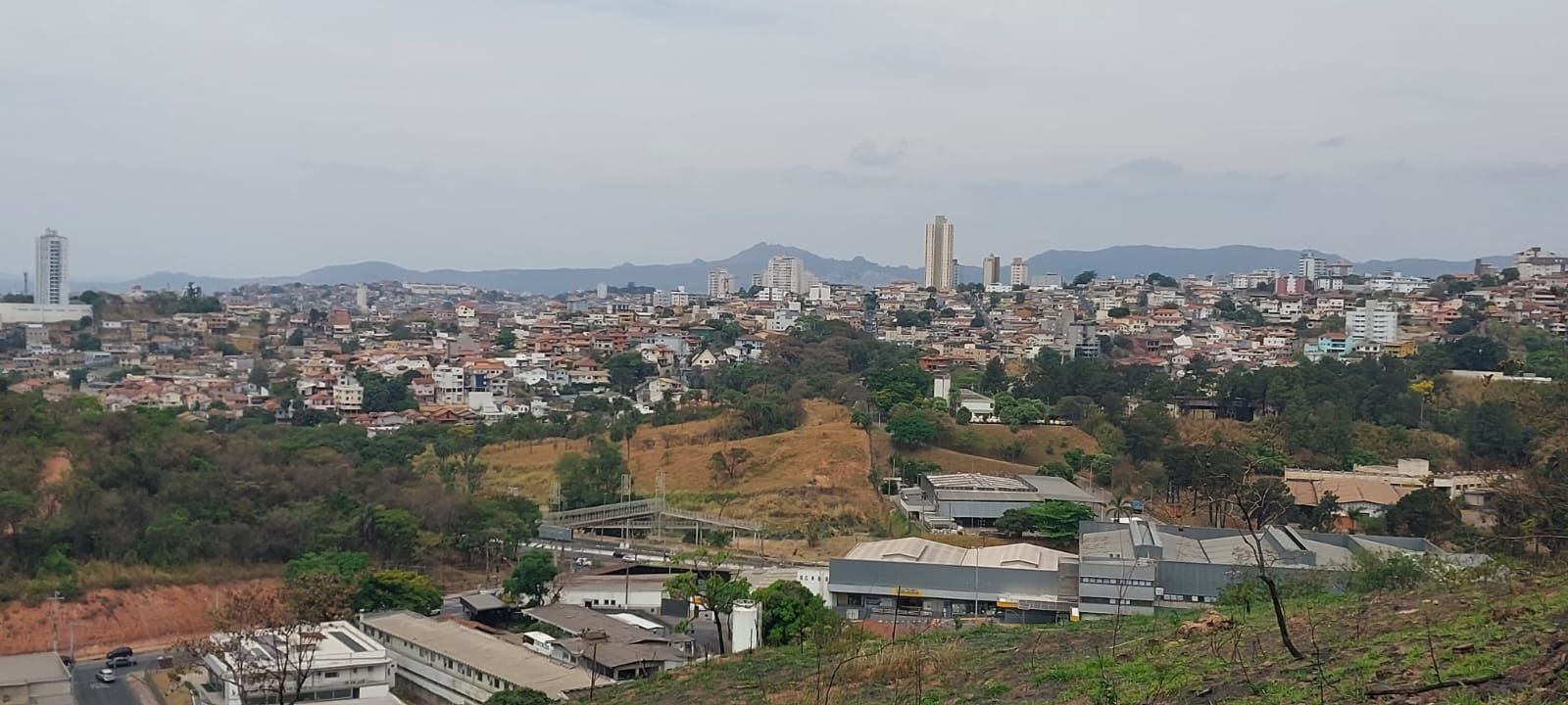 Frente fria pode provocar chuva no RJ e em SP, mas previsão para BH surpreende