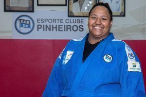 Campeã olímpica, Bia Souza volta a atuar e ajuda Pinheiros no Grand Prix de Judô