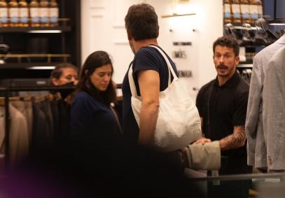 Tadeu Schmidt aparece com novo visual pré-BBB 26