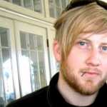 Bob Bryar, ex-baterista do My Chemical Romance, é encontrado morto aos 44 anos