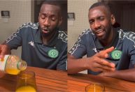 Bolasie volta com suco de laranja e celebra empate em Chapecoense x Grêmio