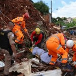 Tragédia da chuva em Minas: número de mortos em Juiz de Fora e Ubá passa de 50