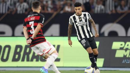 ?Em um jogo de chances raras, o alvinegro carioca deu passo importante para ingressar na fase de grupos