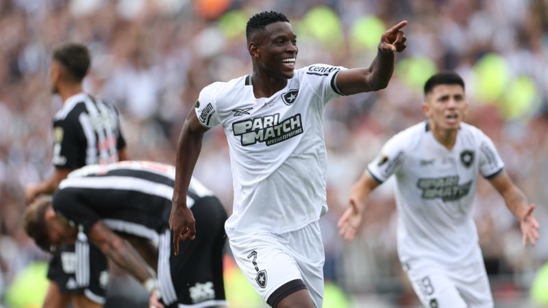 Botafogo supera Atlético e conquista inédita Libertadores em final dramática