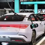 BYD anuncia carregador ultrarrápido de 1,5 megawatt no Brasil