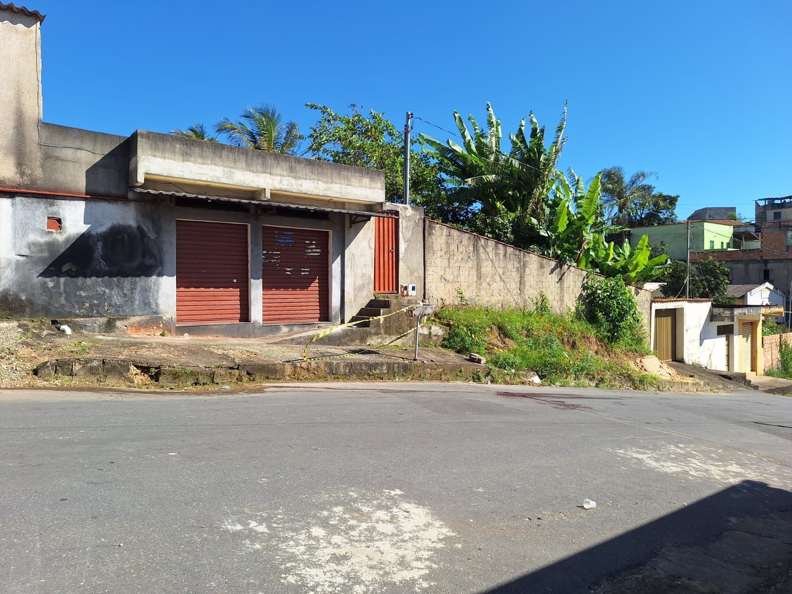Homem de 20 anos é morto com 10 tiros no bairro Novo Retiro, em Esmeraldas