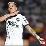 Dirigente do América cobra Botafogo por atacante: 'Precisamos de dinheiro'