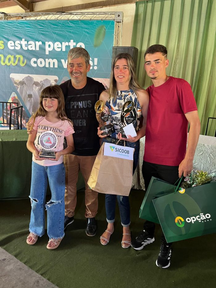 Claudiana e os filhos: muita emoção