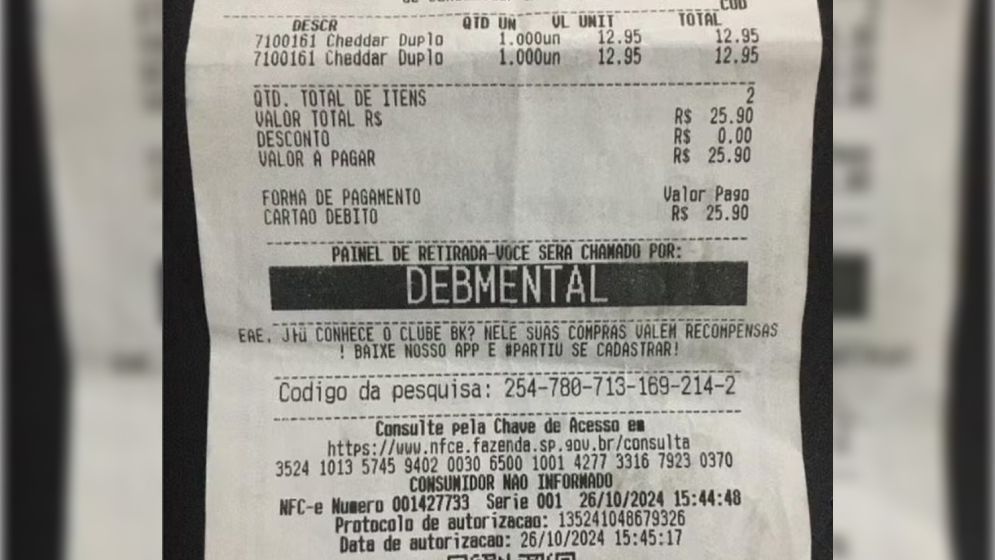 Funcionária é demitida após identificar cliente como 'debmental' em Burger King de SP