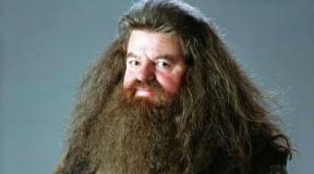 Robbie Coltrane (Rúbeo Hagrid)