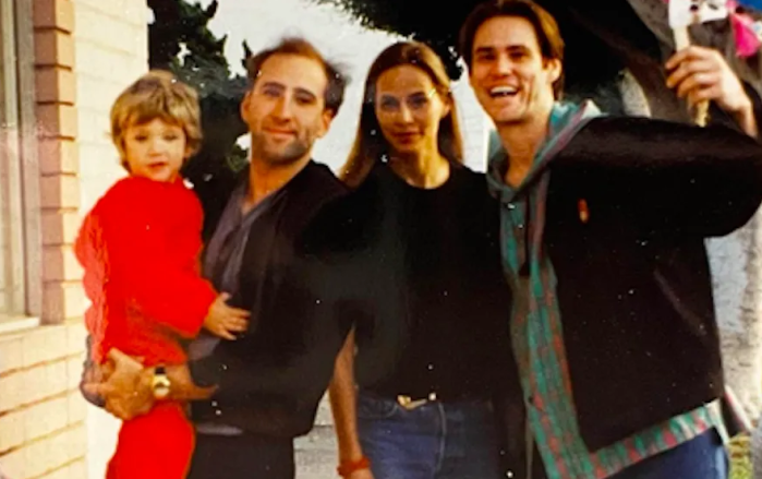 Nicolas Cage, Christina Fulton e Weston, acompanhados de Jim Carrey