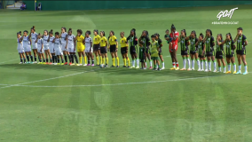 Jogadoras de América e Atlético protestam contra a violência sexual