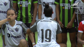 Jogadoras de América e Atlético protestam contra a violência sexual