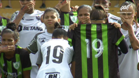 Jogadoras de América e Atlético protestam contra a violência sexual