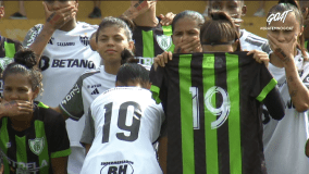 Jogadoras de América e Atlético protestam contra a violência sexual