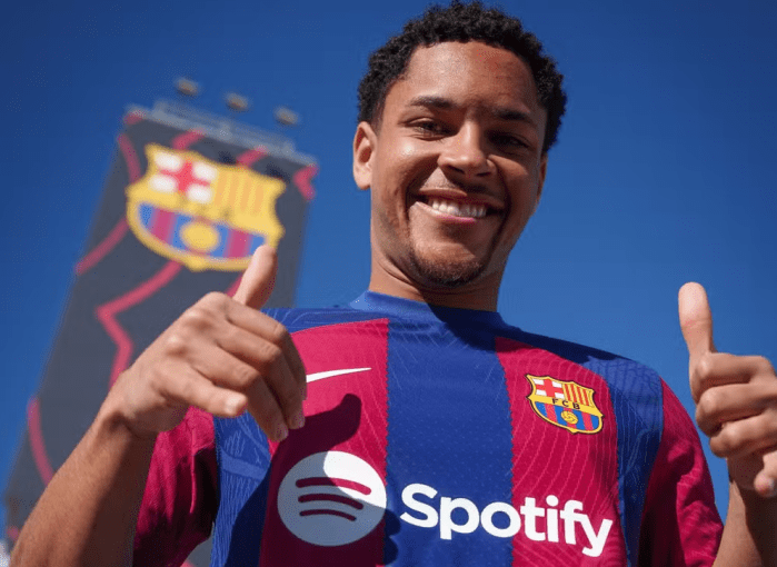 Vitor Roque é um dos astros do Barcelona na atualidade