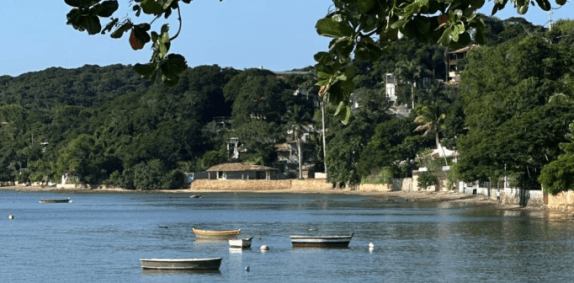 Shopping Porto da Barra, em Búzios, é a nova aquisição do meia-atacante Philippe Coutinho