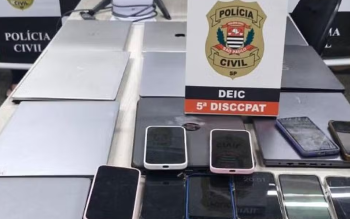 Deic SP encontrou materiais eletrônicos utilizados para aplicação dos golpes