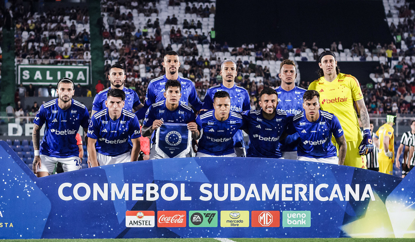 Cruzeiro avança na Sul-Americana? Sensitivo projeta jogo de surpresas contra o Libertad