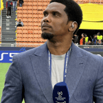 Samuel Eto'o, presidente da Federação de Camarões, é suspenso pela Fifa por indisciplina