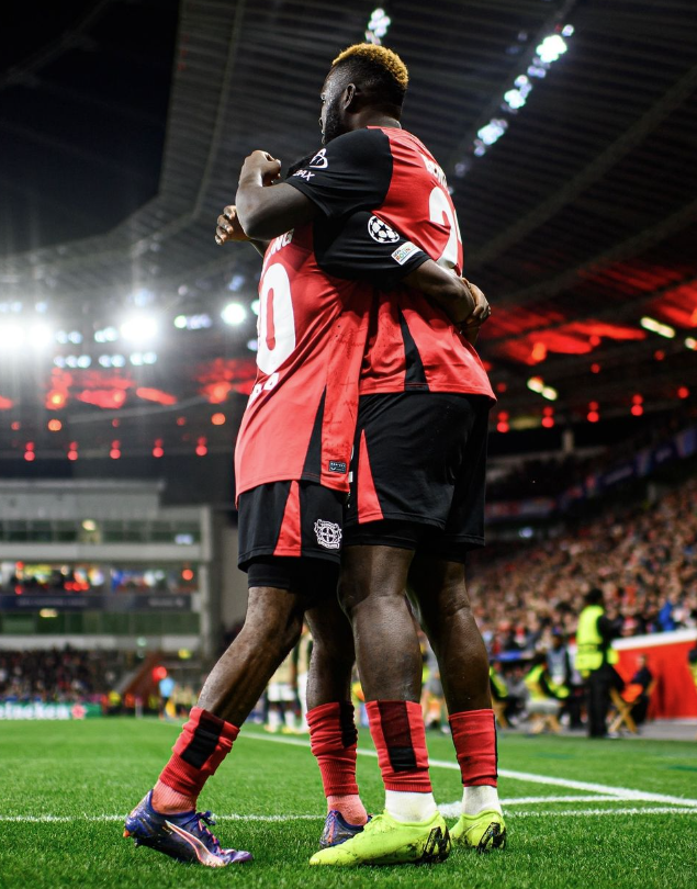 Bayer Leverkusen vence Milan e segue invicto na Champions League